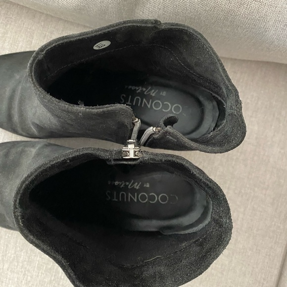 Coconuts by Matisse leather booties size 8.5 (fit more like a 9) EUC - Picture 4 of 7